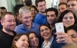 Tim Cook forstjóri Apple